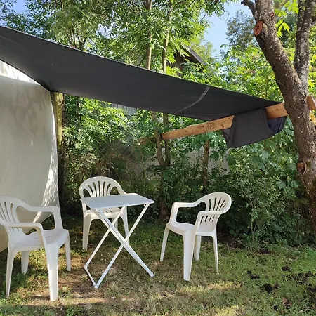 Rustic Glamping On A Farm Radovljica