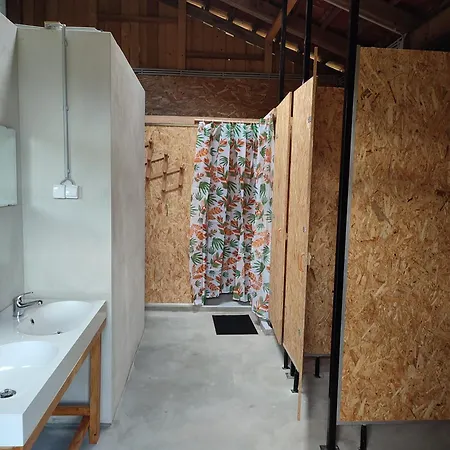 Rustic Glamping On A Farm Luksustelt