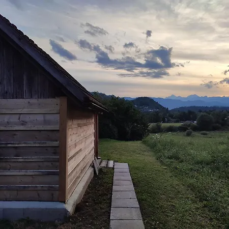 Rustic Glamping On A Farm Radovljica