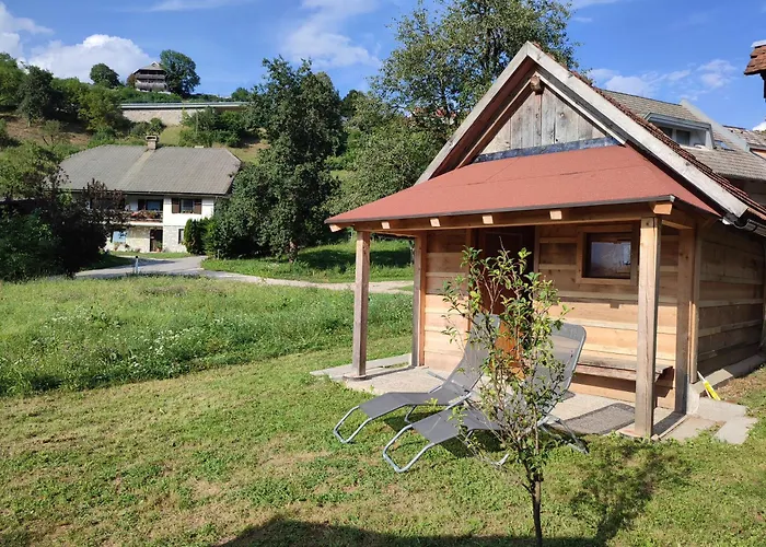 Luxe tent Rustic Glamping On A Farm
