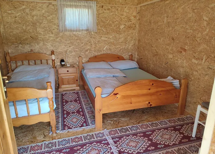 Luxe tent Rustic Glamping On A Farm *